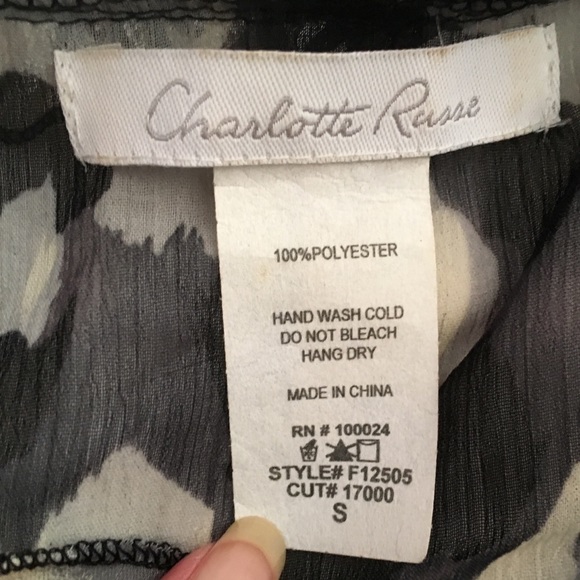 Charlotte Russe Sexy Leopard-Print Ruffle Negligée - Picture 6 of 7